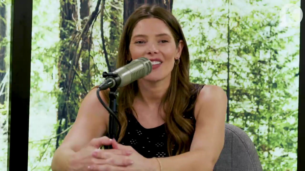 Ashley-Greene-dot-nl_TheTwilightEffect-JuliaJones0094.jpg