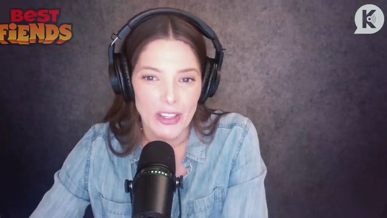 Ashley-Greene-dot-nl_TheTwilightEffect-JuliaJones0728.jpg