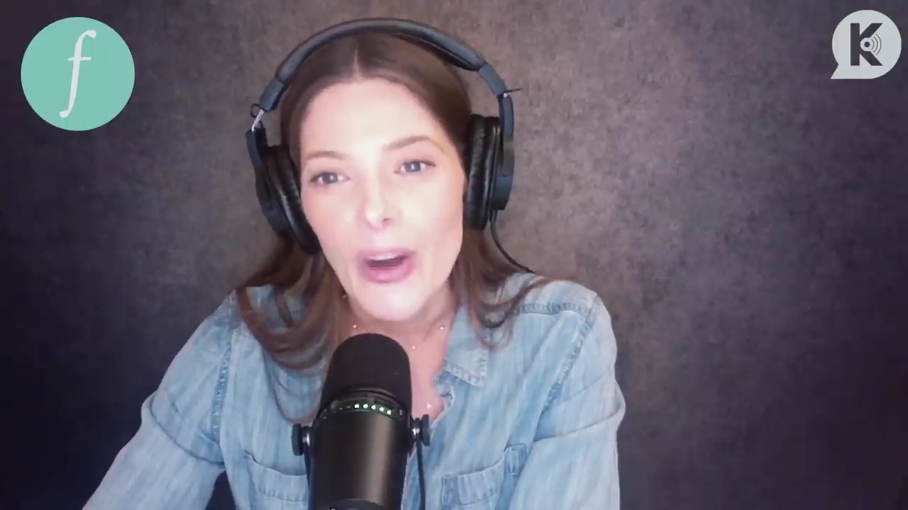 Ashley-Greene-dot-nl_TheTwilightEffect-JuliaJones0844.jpg