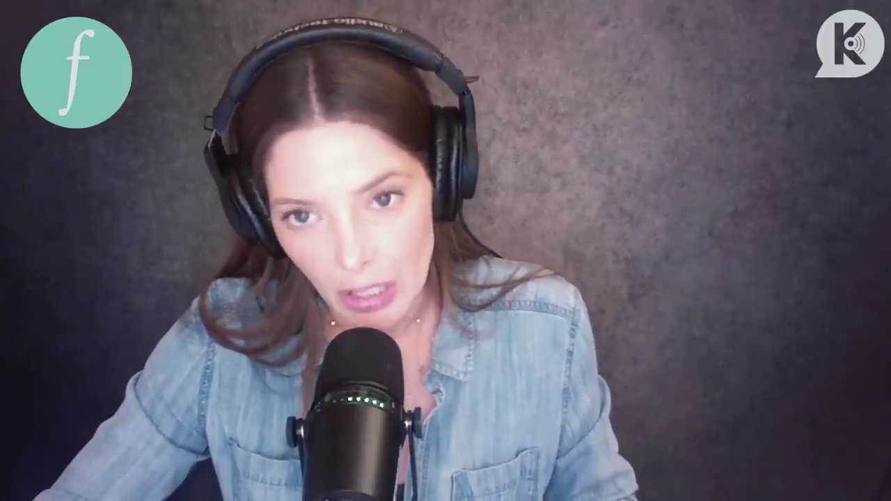 Ashley-Greene-dot-nl_TheTwilightEffect-JuliaJones0898.jpg