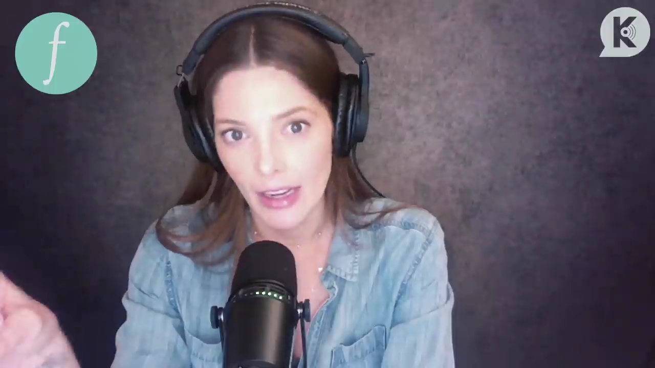Ashley-Greene-dot-nl_TheTwilightEffect-JuliaJones0915.jpg