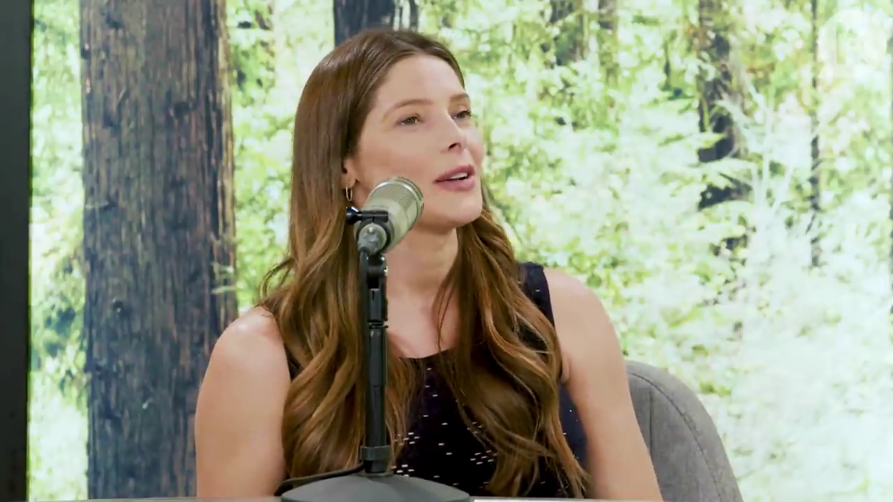 Ashley-Greene-dot-nl_TheTwilightEffect-JuliaJones0966.jpg Ashley-Greene-dot-nl_TheTwilightEffect-JuliaJones0966.jpg