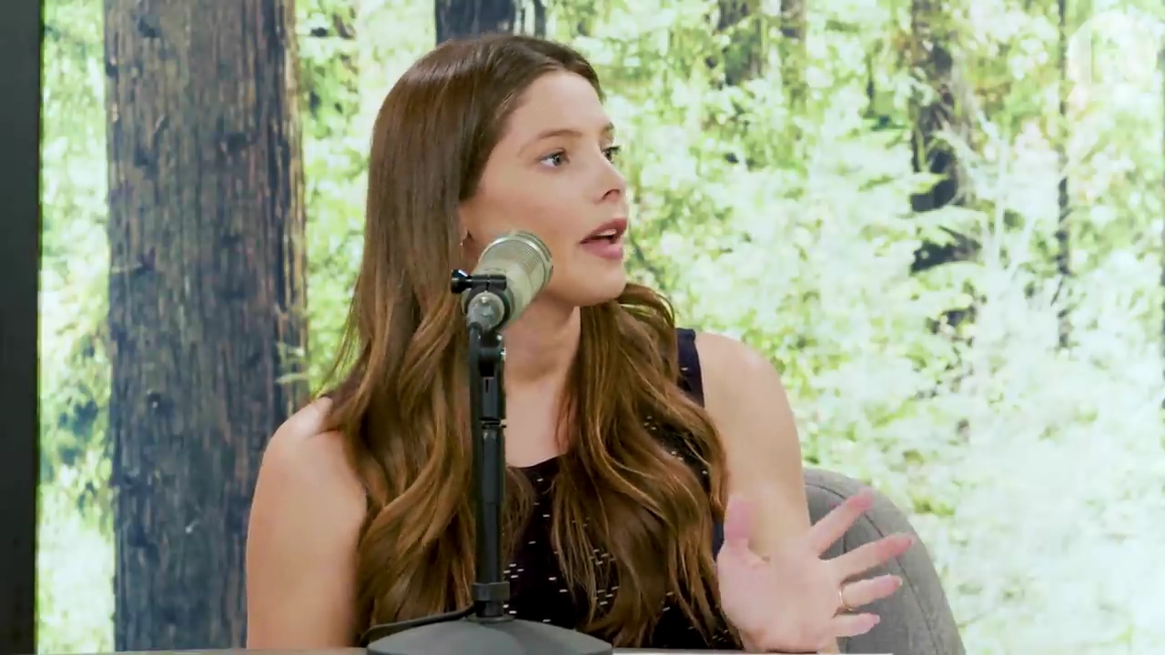Ashley-Greene-dot-nl_TheTwilightEffect-JuliaJones1094.jpg