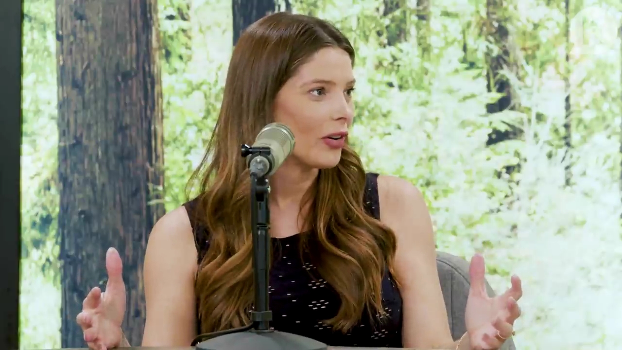 Ashley-Greene-dot-nl_TheTwilightEffect-JuliaJones1383.jpg