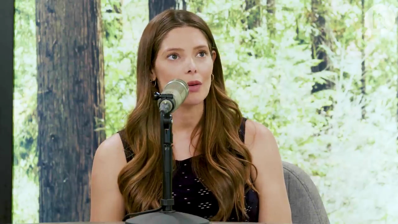 Ashley-Greene-dot-nl_TheTwilightEffect-JuliaJones1420.jpg