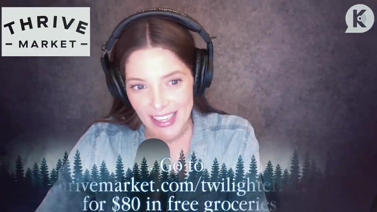 Ashley-Greene-dot-nl_TheTwilightEffect-JuliaJones2028.jpg
