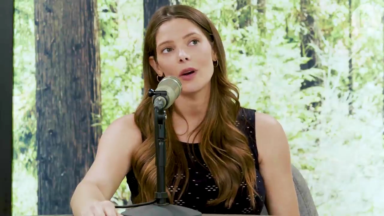 Ashley-Greene-dot-nl_TheTwilightEffect-JuliaJones2079.jpg
