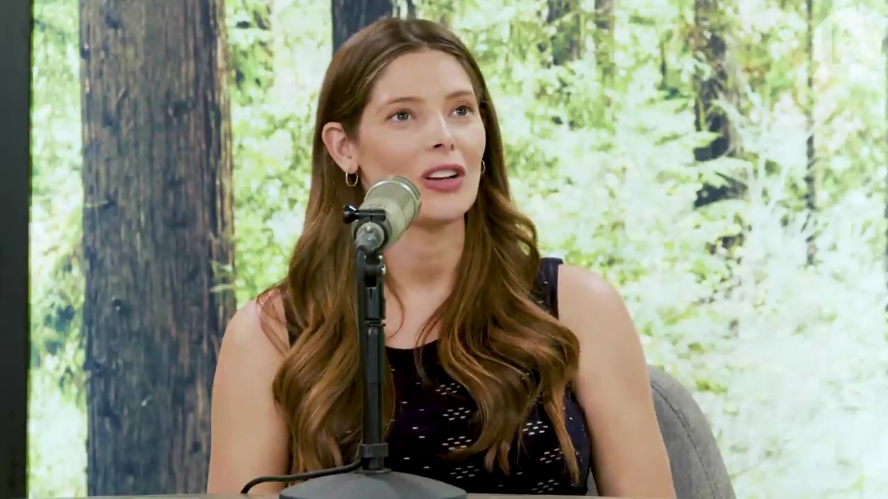Ashley-Greene-dot-nl_TheTwilightEffect-JuliaJones2217.jpg