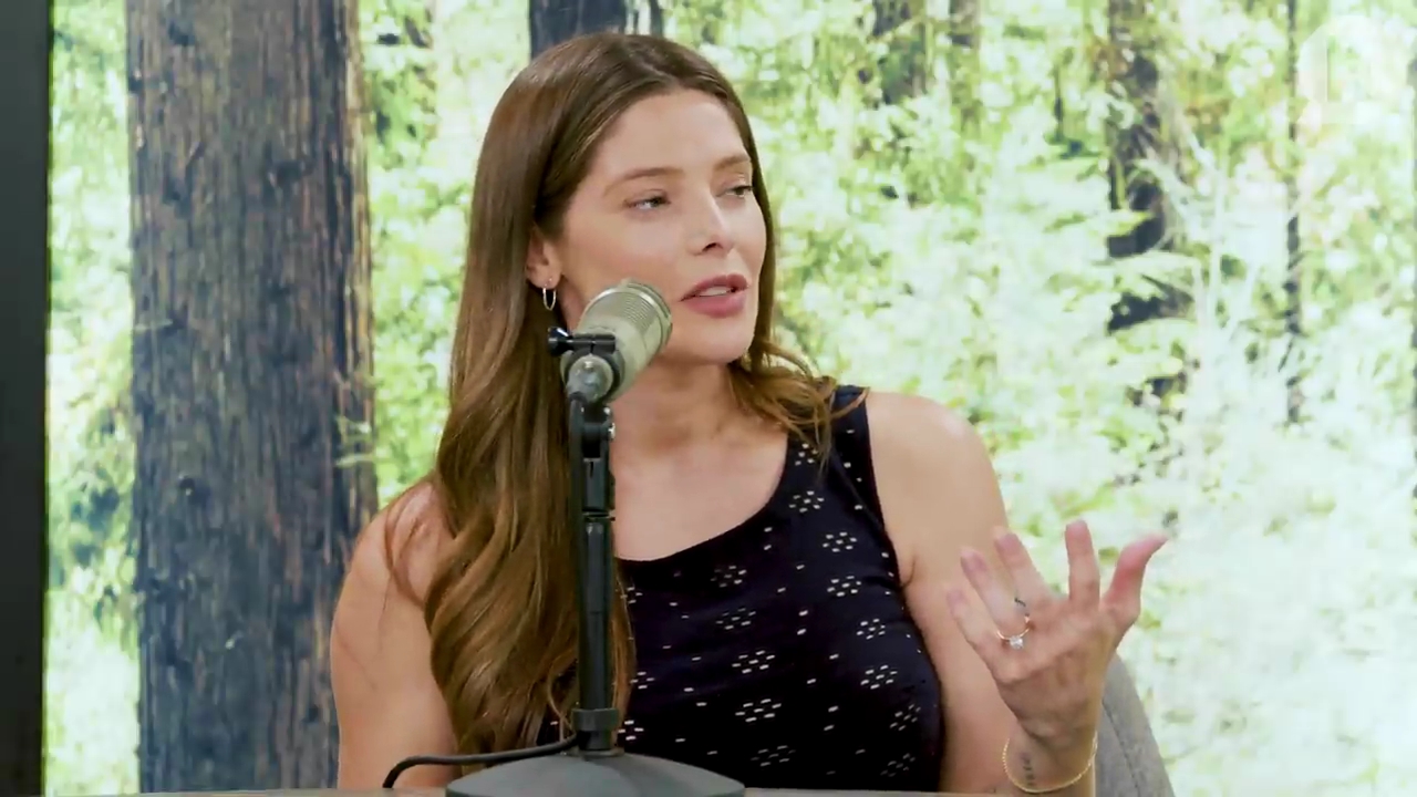 Ashley-Greene-dot-nl_TheTwilightEffect-JuliaJones2479.jpg