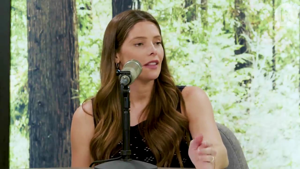 Ashley-Greene-dot-nl_TheTwilightEffect-JuliaJones4204.jpg