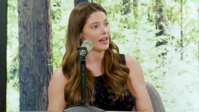 Ashley-Greene-dot-nl_TheTwilightEffect-JuliaJones0669.jpg