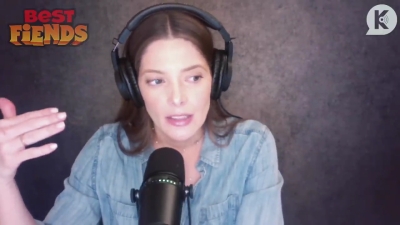 Ashley-Greene-dot-nl_TheTwilightEffect-JuliaJones0706.jpg