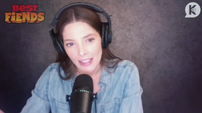 Ashley-Greene-dot-nl_TheTwilightEffect-JuliaJones0714.jpg