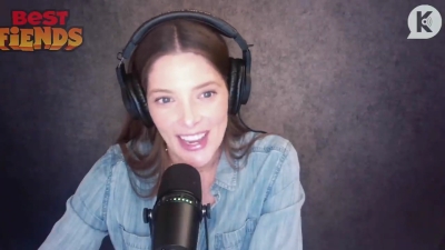 Ashley-Greene-dot-nl_TheTwilightEffect-JuliaJones0787.jpg