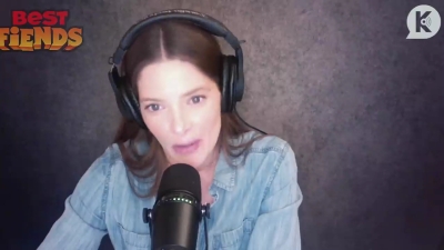 Ashley-Greene-dot-nl_TheTwilightEffect-JuliaJones0800.jpg