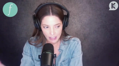 Ashley-Greene-dot-nl_TheTwilightEffect-JuliaJones0913.jpg