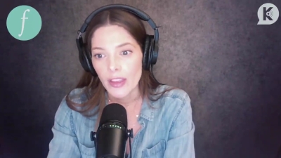 Ashley-Greene-dot-nl_TheTwilightEffect-JuliaJones0917.jpg