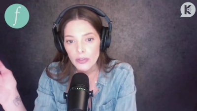 Ashley-Greene-dot-nl_TheTwilightEffect-JuliaJones0918.jpg