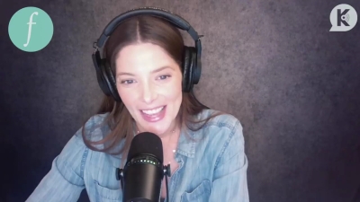 Ashley-Greene-dot-nl_TheTwilightEffect-JuliaJones0926.jpg