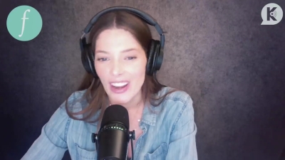 Ashley-Greene-dot-nl_TheTwilightEffect-JuliaJones0927.jpg