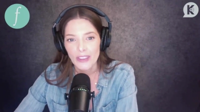 Ashley-Greene-dot-nl_TheTwilightEffect-JuliaJones0938.jpg