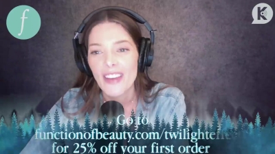 Ashley-Greene-dot-nl_TheTwilightEffect-JuliaJones0951.jpg