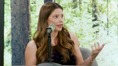 Ashley-Greene-dot-nl_TheTwilightEffect-JuliaJones0991.jpg