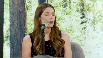 Ashley-Greene-dot-nl_TheTwilightEffect-JuliaJones1294.jpg