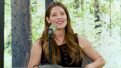 Ashley-Greene-dot-nl_TheTwilightEffect-JuliaJones2394.jpg