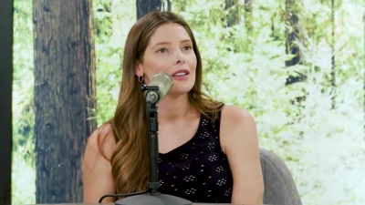 Ashley-Greene-dot-nl_TheTwilightEffect-JuliaJones2473.jpg