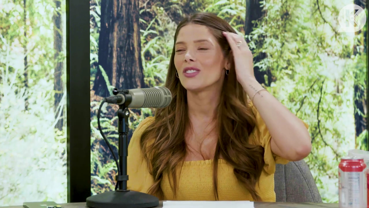 Ashley-Greene-dot-nl_TheTwilightEffect-BreakingDawnPart2-RewatchPart1of3-0240.jpg Ashley-Greene-dot-nl_TheTwilightEffect-BreakingDawnPart2-RewatchPart1of3-0240.jpg