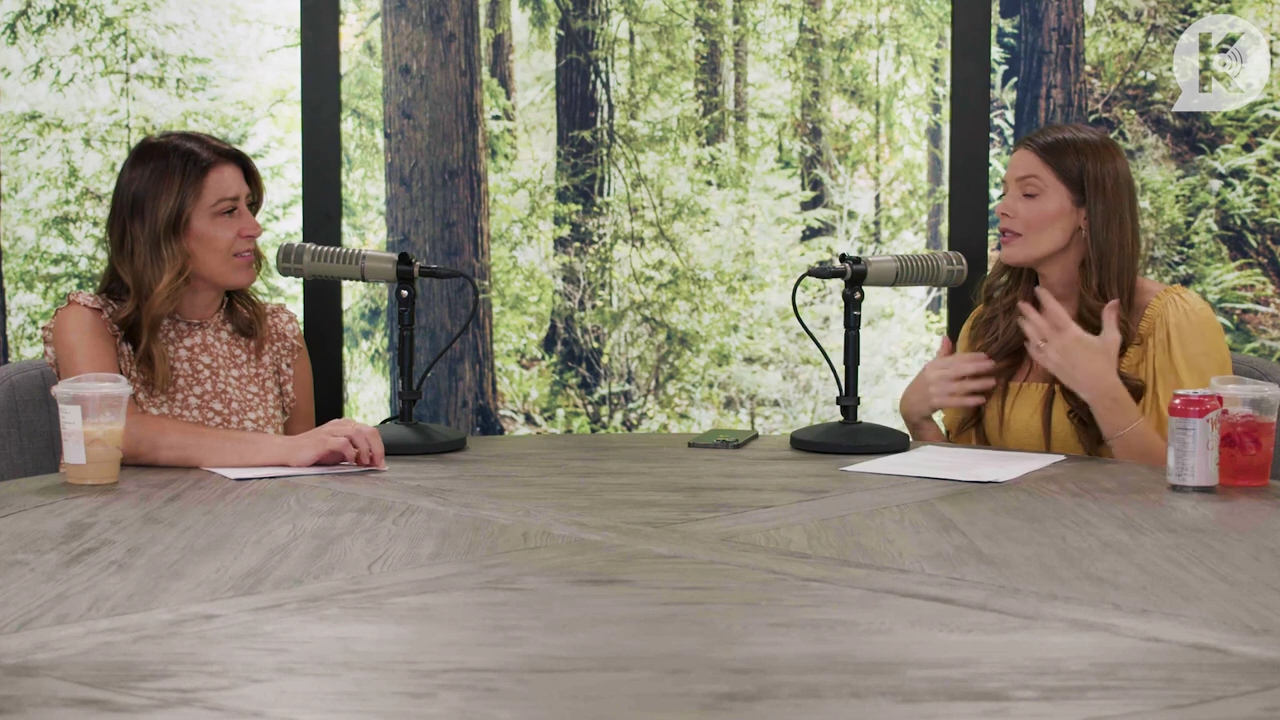 Ashley-Greene-dot-nl_TheTwilightEffect-BreakingDawnPart2-RewatchPart1of3-0406.jpg