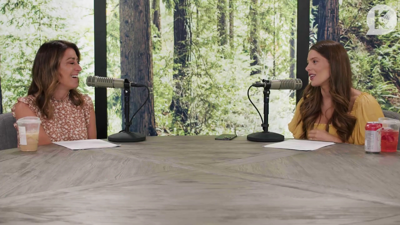 Ashley-Greene-dot-nl_TheTwilightEffect-BreakingDawnPart2-RewatchPart1of3-0413.jpg