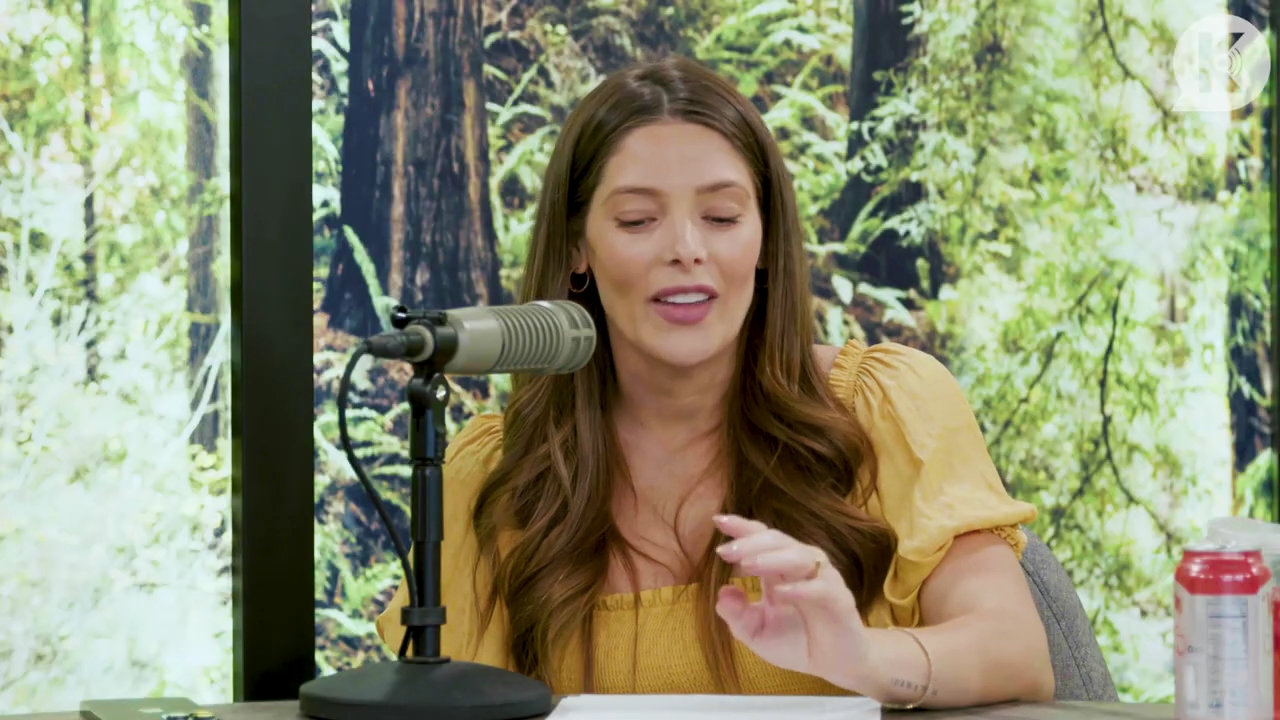Ashley-Greene-dot-nl_TheTwilightEffect-BreakingDawnPart2-RewatchPart1of3-0535.jpg