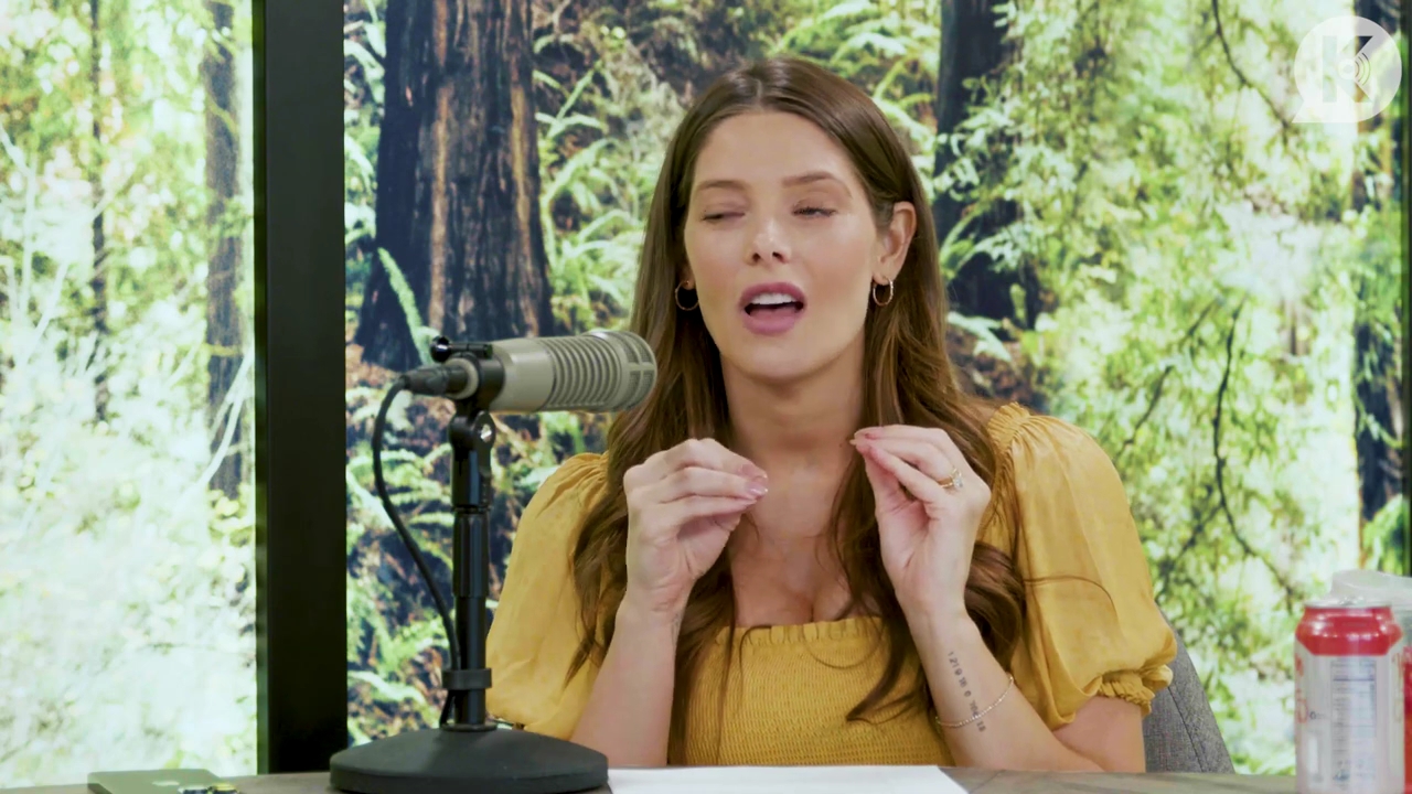 Ashley-Greene-dot-nl_TheTwilightEffect-BreakingDawnPart2-RewatchPart1of3-0632.jpg