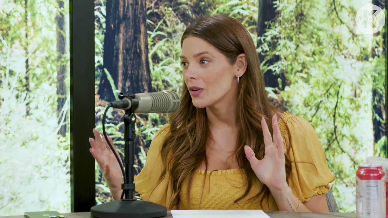 Ashley-Greene-dot-nl_TheTwilightEffect-BreakingDawnPart2-RewatchPart1of3-0644.jpg