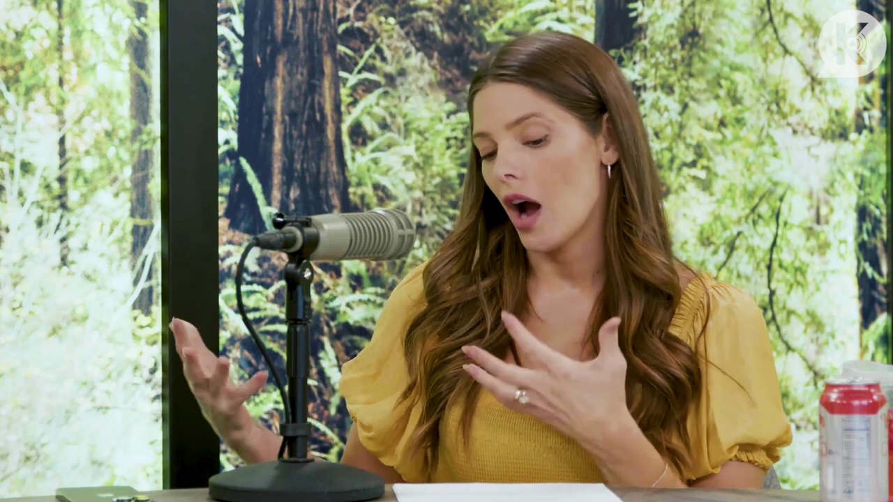 Ashley-Greene-dot-nl_TheTwilightEffect-BreakingDawnPart2-RewatchPart1of3-0682.jpg
