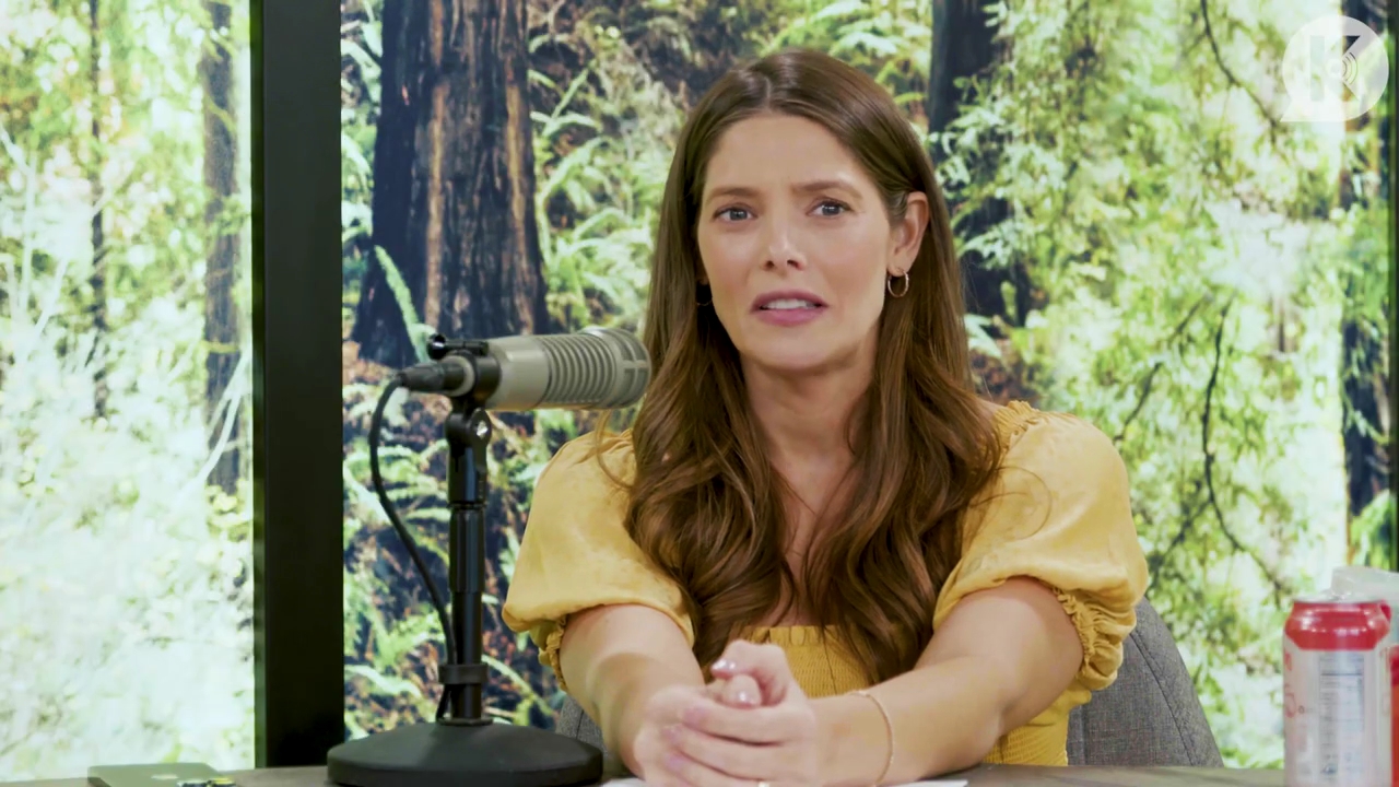 Ashley-Greene-dot-nl_TheTwilightEffect-BreakingDawnPart2-RewatchPart1of3-1415.jpg Ashley-Greene-dot-nl_TheTwilightEffect-BreakingDawnPart2-RewatchPart1of3-1415.jpg