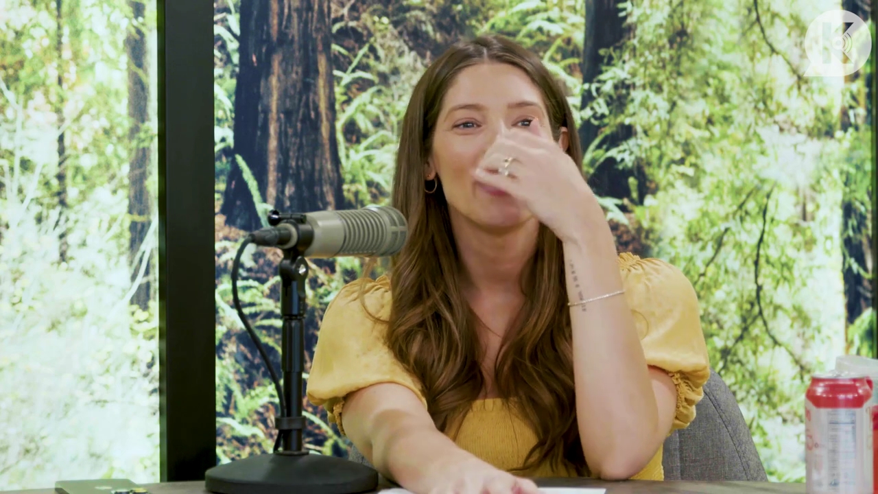 Ashley-Greene-dot-nl_TheTwilightEffect-BreakingDawnPart2-RewatchPart1of3-1451.jpg