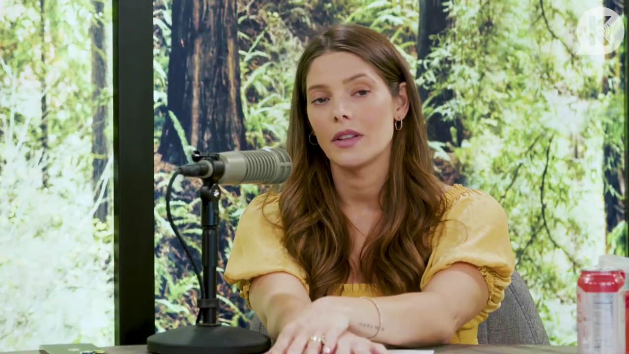 Ashley-Greene-dot-nl_TheTwilightEffect-BreakingDawnPart2-RewatchPart1of3-1465.jpg