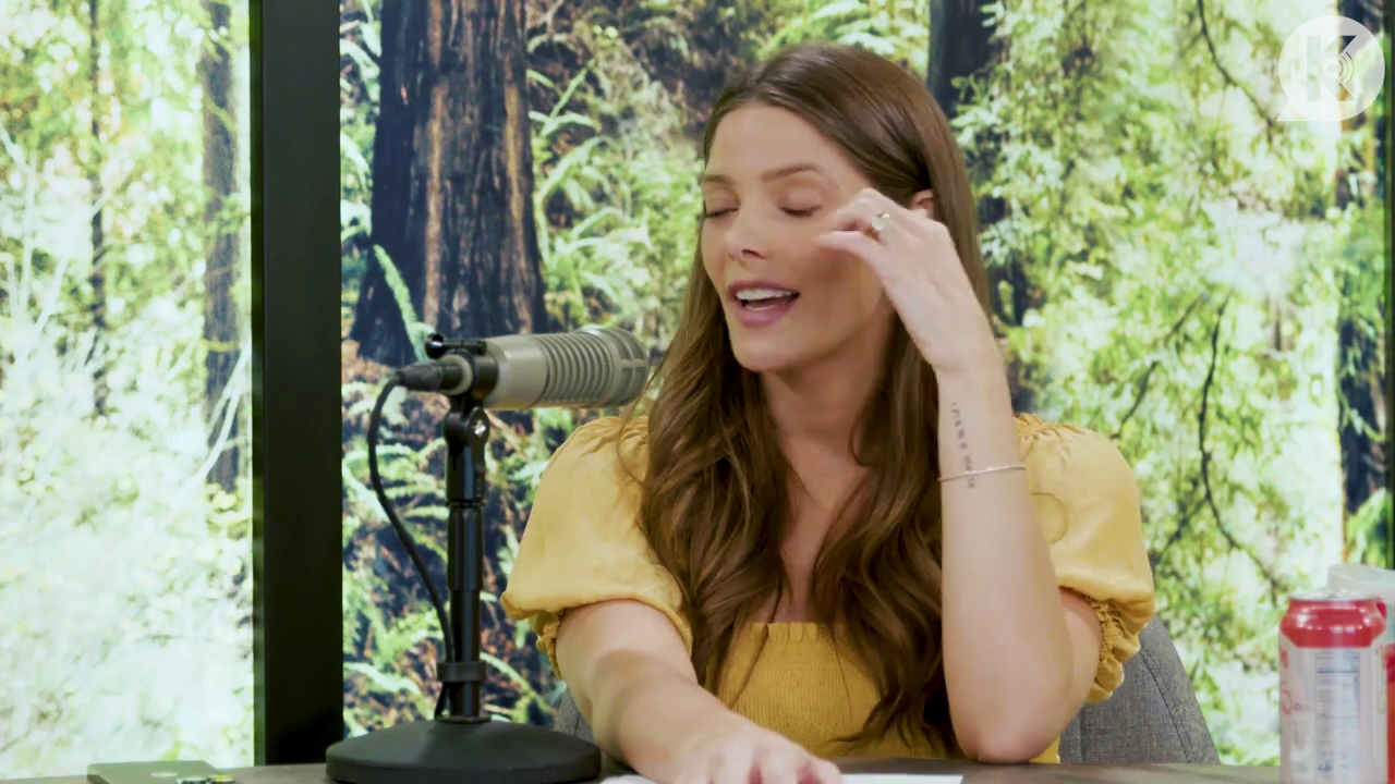 Ashley-Greene-dot-nl_TheTwilightEffect-BreakingDawnPart2-RewatchPart1of3-1470.jpg