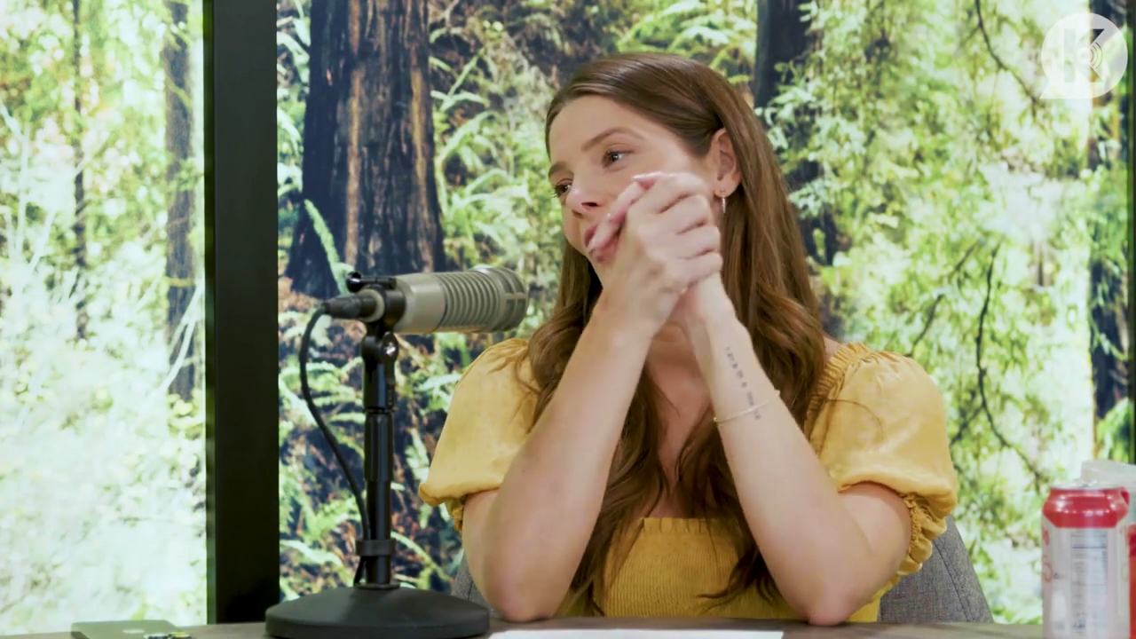 Ashley-Greene-dot-nl_TheTwilightEffect-BreakingDawnPart2-RewatchPart1of3-1482.jpg