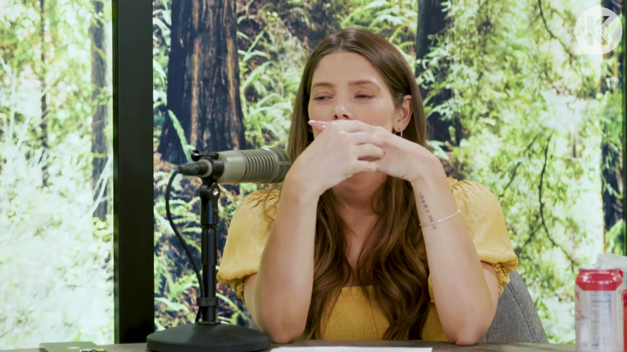 Ashley-Greene-dot-nl_TheTwilightEffect-BreakingDawnPart2-RewatchPart1of3-1487.jpg