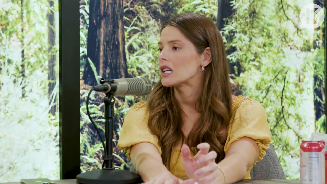 Ashley-Greene-dot-nl_TheTwilightEffect-BreakingDawnPart2-RewatchPart1of3-1510.jpg Ashley-Greene-dot-nl_TheTwilightEffect-BreakingDawnPart2-RewatchPart1of3-1510.jpg