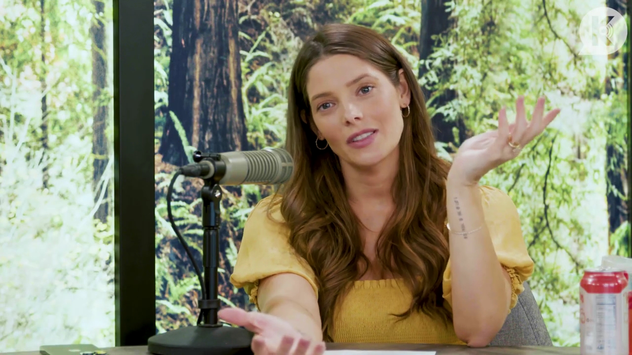 Ashley-Greene-dot-nl_TheTwilightEffect-BreakingDawnPart2-RewatchPart1of3-1535.jpg