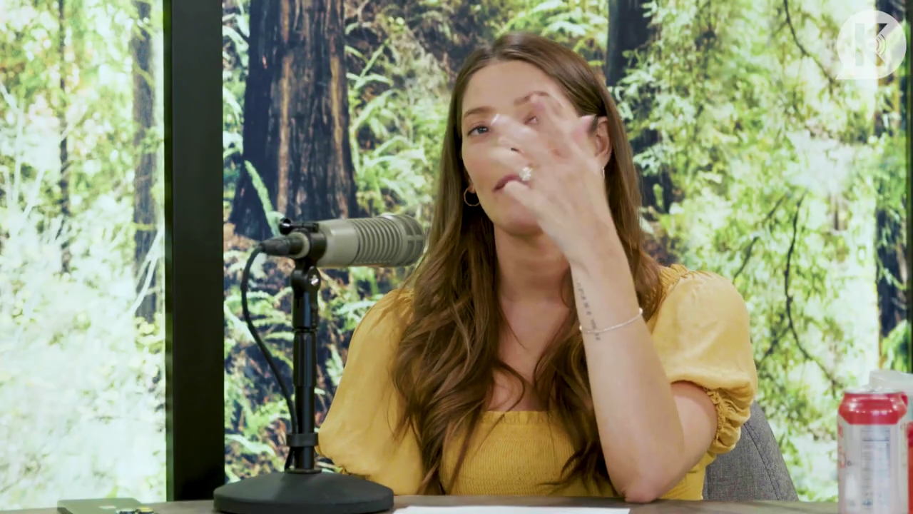 Ashley-Greene-dot-nl_TheTwilightEffect-BreakingDawnPart2-RewatchPart1of3-1564.jpg