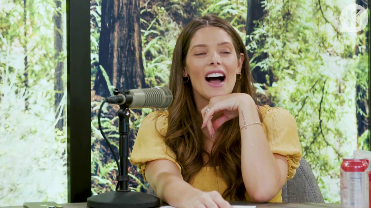 Ashley-Greene-dot-nl_TheTwilightEffect-BreakingDawnPart2-RewatchPart1of3-1603.jpg