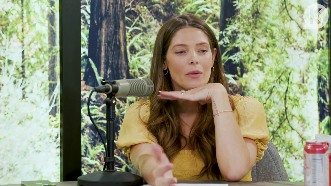Ashley-Greene-dot-nl_TheTwilightEffect-BreakingDawnPart2-RewatchPart1of3-1606.jpg