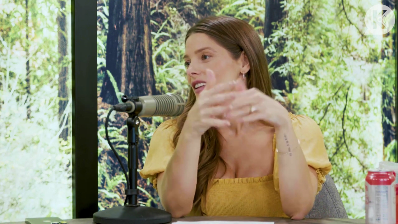 Ashley-Greene-dot-nl_TheTwilightEffect-BreakingDawnPart2-RewatchPart1of3-1670.jpg