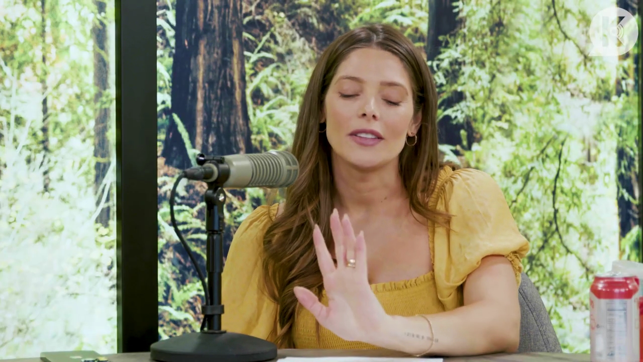 Ashley-Greene-dot-nl_TheTwilightEffect-BreakingDawnPart2-RewatchPart1of3-1682.jpg